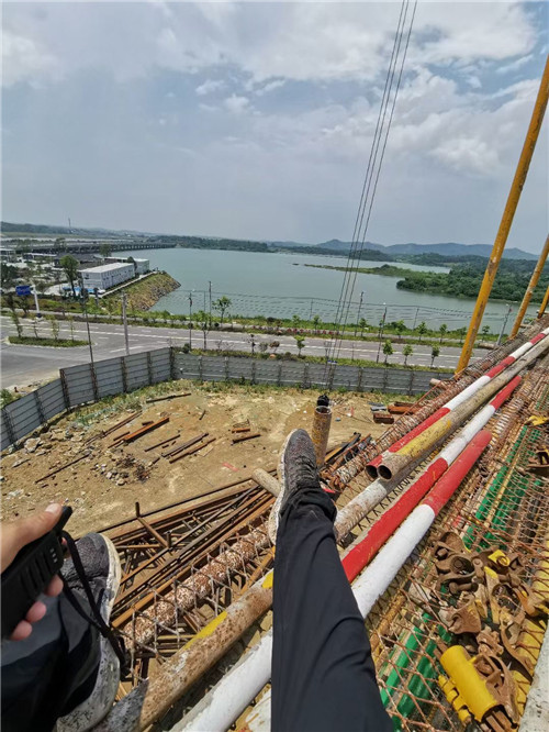 宁阳县作业中发生设备损坏或人员意外，责任怎么划分？