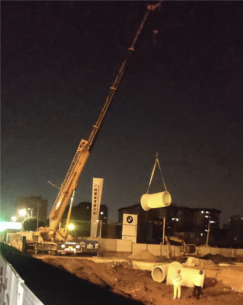 宁阳县“弯臂矫正”—— 吊车的 “形变补偿” 技术